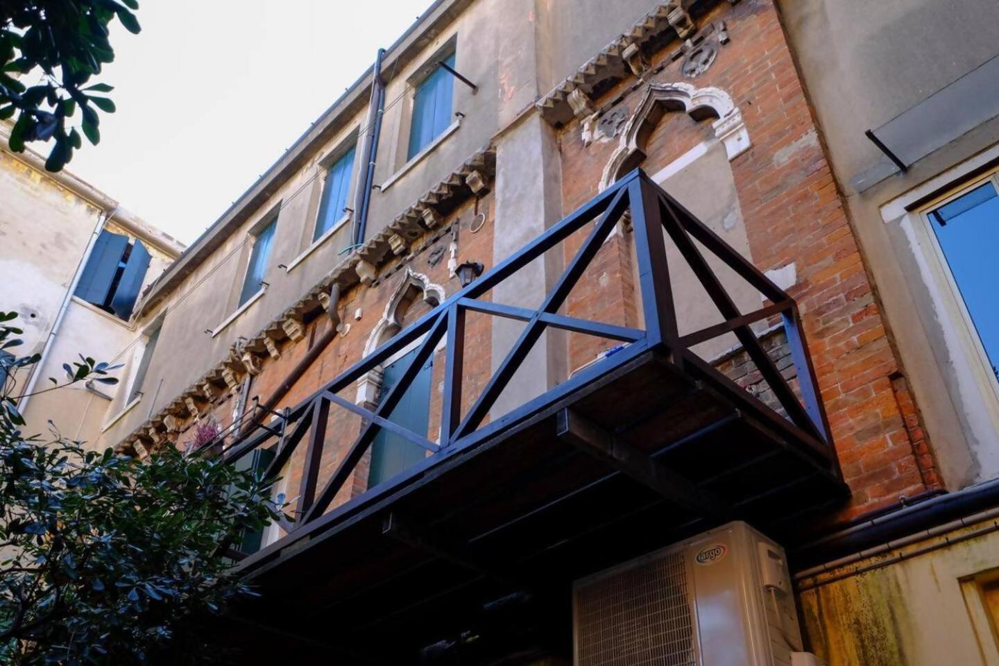 Apartment Rio Ca Foscari A San Pantalon Venedig